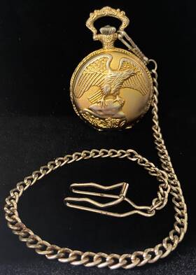 S26-25 American Eagle Outfitters Vintage Pocket Watch Quartz Untested As Is Gold/silver Toned