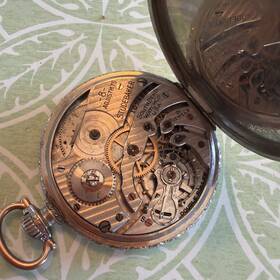 1073875 Antique Studebaker 21 Jewel Pocket Watch South Bend Co Dbl Roller