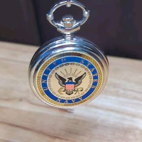 92724 Avon Us Navy Pocket Watch With Chain And Clip