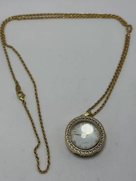 F74915-7 Avon New Battery Magnifying Glass Pendant Watch Long 30 Inch Necklace