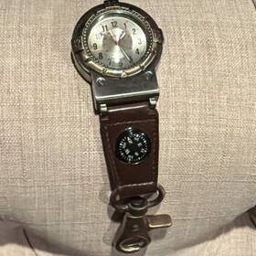 W1051 Benrus Pocket Watch Compass Stainless Steel Silver Dial Quartz Chain