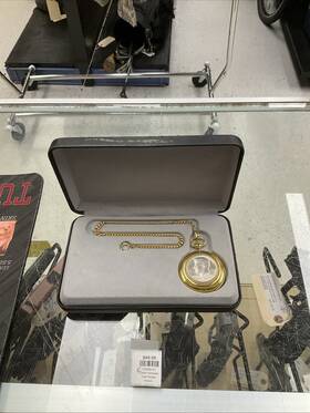 229388 Calibri Z956 1972 Kennedy Half Dollar Gold Tone Pocket Watch With Chain