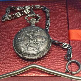 A203-45 Caravelle Vtg 17 Jewels Swiss Made Pocket Watch Hunting Elk With Hounds