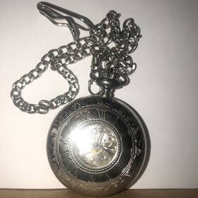 3553 Charles-hubert Picture Frame Mechanical Pocket Watch With Chain - Running