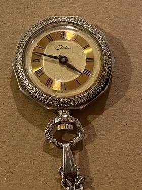 Watch160-64rrr Chateau Vintage Gold And Silver Toned Pocket Watch Necklace 160-64rrr Not Working