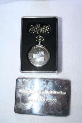 2579 Disney 745327764357 Pocket Watch The Man Mouse Millennium Le #2579/5000 New In Tin