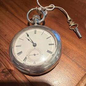 271670 Dueber Coin Silver Mechanical Pocket Watch Roman Numerals Open Face With Key