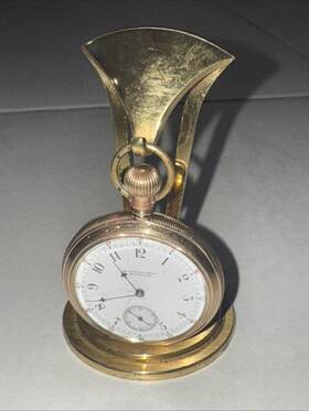 500711 E. Howard Watch Co And Co. 14 Karat Gold Case Running Pocket