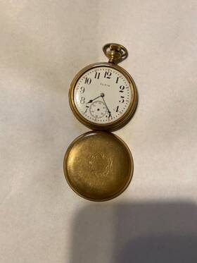 18198379 Elgin 1915 Grade 293 Pocket Watch 18s 7 Jewels Parts Or Repair Ticks Gf Case
