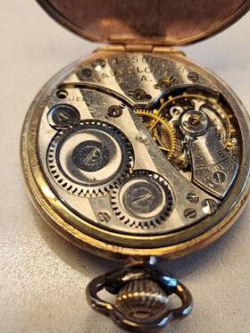 18500958 Elgin Vintage Ladies Pocket Watch 15 Jewels Philadelphia Case