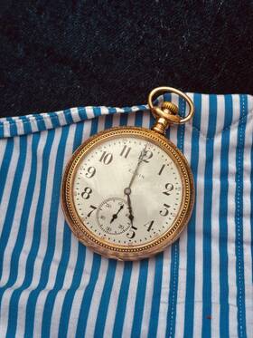 1952335 Elgin Gold Pocket Watch 14k Rolled. Manual Movement. Running
