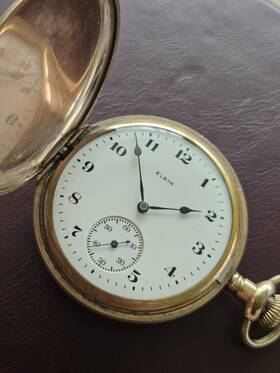 22848276 Elgin Full Hunter Gold Filled Pocket Watch 15 Jewels White Arabic Dial Seconds