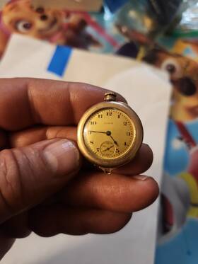247734 Elgin Yellow Gold Pocket Watch Pendant Mechanical Manual Vintage