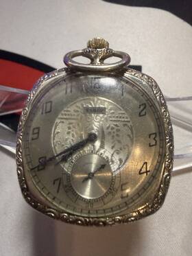 28563972 Elgin Monarch 15 Jewels Gold Filled Mechanical Pocket Watch Silver Dial