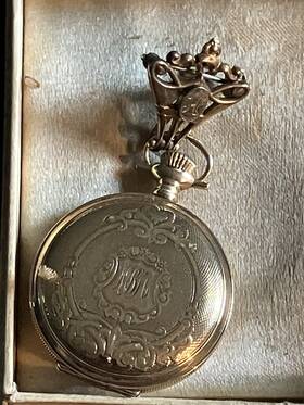 328016 Elgin 14k Yellow Gold Pocket Watch With Pin Holder Not Running