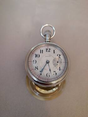 581096 Elgin Pocket Watch Silverode Case 15 Jewels Running Perfectly Well
