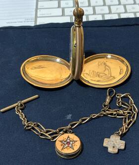 703134 Elgin 14 Kt Pocket Watch Gold Sn Chain And Fob