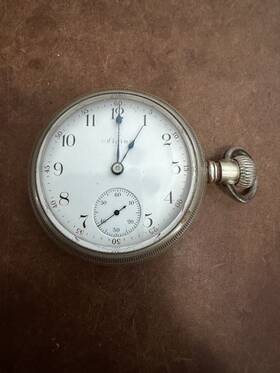 9256738 Elgin Grade 207 Open Face Sidewinder 7 Jewel Size 18 Silveroid Pocket Watch