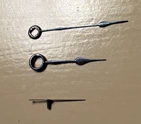 Bb-1198 Elgin 18 Size Key Wind Hands
