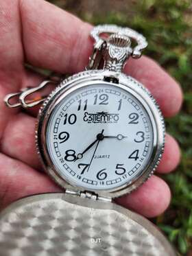 Pwslv001 Estiempo Pocket Watch Silver New Condition. Engraved With Chain Quartz