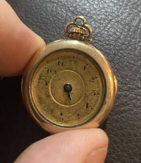 9824135 Fahys Vintage Pocket Watch 15 Jewels Parts/repair -