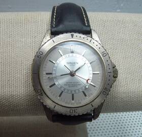 241-vx37a Gruen Sport Gr1669 Quartz Watch