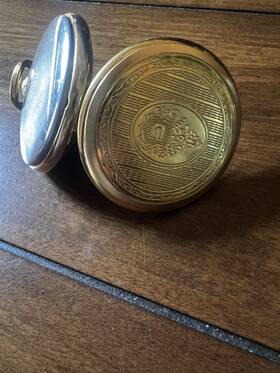 Gst-904 Gruen Swiss Quartz Full Hunter Pocket Watch Black Dial Gold Plated