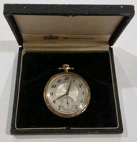 1955820 Hamilton Vintage Pocket Watch Grade 910 17 Jewels / 45mm