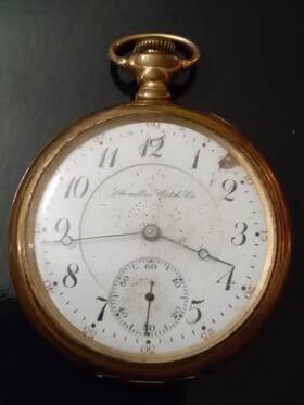 3254530 Hamilton Antique 17 Jewel Pocket Watch For Parts Only. See Pics
