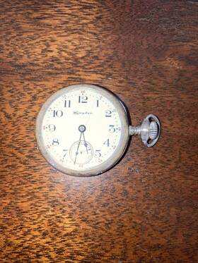 2559509 Hampden 17 Jewels #2559509 Phila Watch Case Co Needs Dial Cover Parts