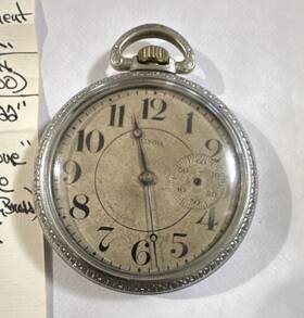396183 Illinois 16 Size Mechanical Pocket Watch 15 Hunter Movement Silver Open Face