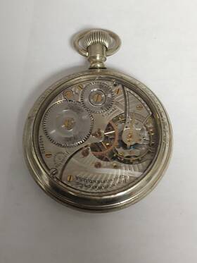 4407710 Illinois Watch Co. Grade 806 21j Salesman Pocket Movement 1923 16s