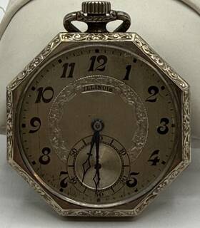 5437509 Illinois 21j Pocket Watch Grade 121 5 Positions Running. Needs Crystal / Service