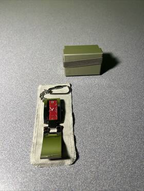 Tw0605 Levenger Kensington Pocket Watch Red Leather Clip On Rd