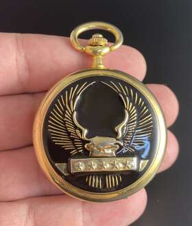 5678123 Majesti Vintage Quartz Black And Gold Plate Eagle Deer Pocket Watch