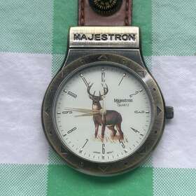 14036 Majestron Gold Tone Hunters Quartz Pocket Watch Stag Face