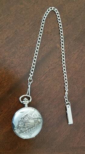 Mln167p Milan Milan/m.z.berger Silver Tone Day/date Pocket Watch 14 Inch Chain New Battery