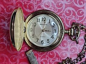 Mln5022m Milan Vtg 48mm Black Gold Tone #1 Grad Quartz Pocket Watch Chain In Vgc