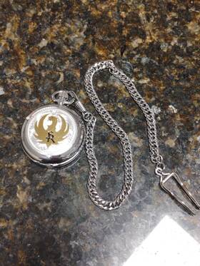 X5039 Montana Vintage Pocket Watch Men Silver Pheonix Japan Movt Quartz Euc Needs Batt