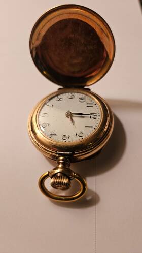 16063 Ne Heart Pocket Watch Gold Color 20 Years Garunty #16063 Size 32mm