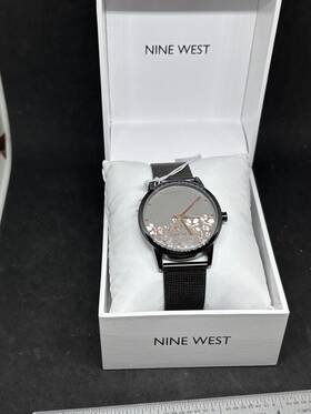 Nw2429 Nine West 086702663552 Ladys Bracelet Style Watch With Box And Papers Free Shipping