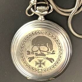 7037613 Omega Ww2 Swiss Pocket Watch Skull Number Acier Beautiful Rare