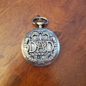 Quartz 669002395707 Men Vintage Dad Alloy Pocket Watch Exquisite Souvenir Family Gifts