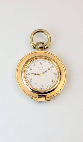 2c20-1420 Seiko Vintage Pendant Pocket Watch Gold Tone Quartz Desk Stand