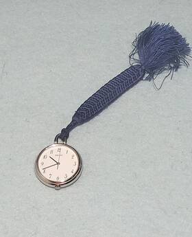 Seiko 4n21-0022 Vintage Quartz Pocket Watch Kimono Obi Tassel Fob Needs Battery