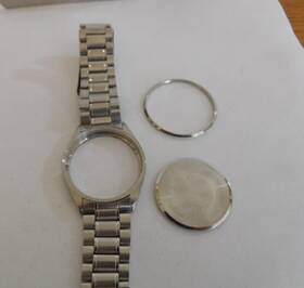 8123-800a Seiko Case And Band. Used