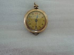 3568075 Wadsworth Watch Pendant Referee 15 Jewels Not Working Cracked Crystal
