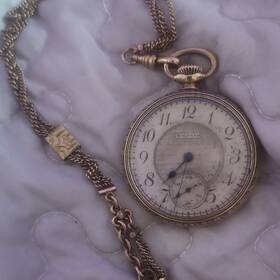 1158680 Waltham 15 Jewels Full Hunter Gold Filled Mechanical Pocket Watch Engraved Case
