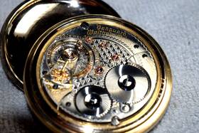 12017361 Waltham Vanguard 23 Jewel Beauty. 18 Size 14 Kt 25 Year Case Beautiful