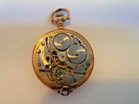 14117450 Waltham Vintage Estate Ladies Pocketwatch Ruby Parts Only